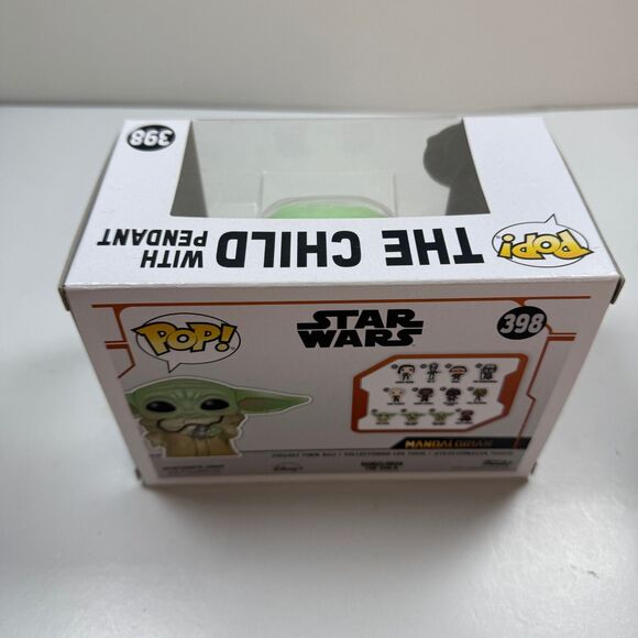 Funko Pop! The Mandalorian with Grogu #461 & The Child with Pendant #398 Star - Picture 7 of 9